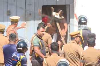 මීගමුව බන්ධනාගාරය යළි නොසන්සුන් - 25කට තුවාල