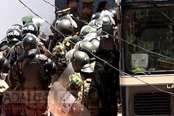 මීගමුව බන්ධනාගාරයේ තත්ත්වය පාලනය කෙරේ - කාන්තා රැඳවියන් තවමත් විරෝධයේ