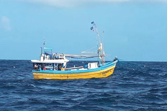 බහුදින සහ එක් දිනධීවර යාත්‍රා 1,500කට රජයේ වියදමින් නිරීක්ෂණ පද්ධති සවිකිරීමට අනුමැතිය