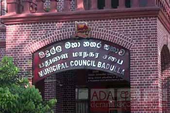 බදුල්ල මහා නගර සභාවේ මාලිමා මන්ත්‍රීවරයෙක් ඉල්ලා අස්වෙයි
