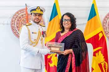නාවික හමුදාපති අග්‍රාමාත්‍යවරිය හමුවෙයි