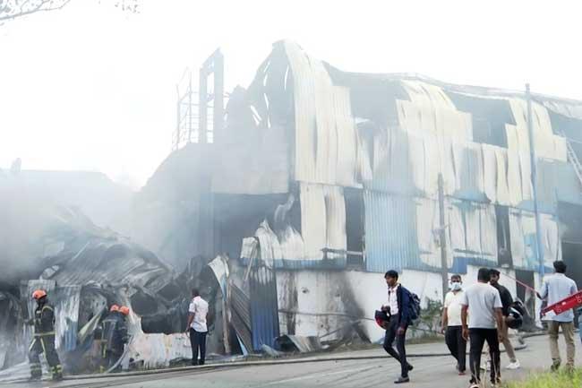 පස් දෙනෙකුට දිවි අහිමිකළ කටුවාන ගින්නේ සම්පූර්ණ විස්තරය