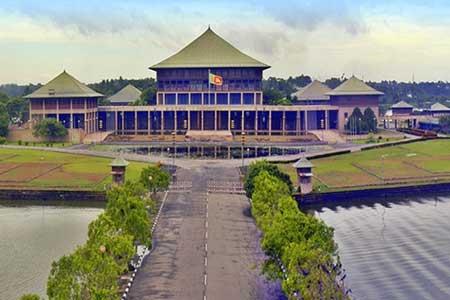 පාර්ලිමේන්තු සභාවාරය ඇරඹෙයි