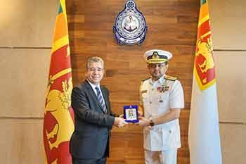 ශ්‍රී ලංකාවේ තුර්කි තානාපති සහ නාවික හමුදාපති අතර හමුවක්