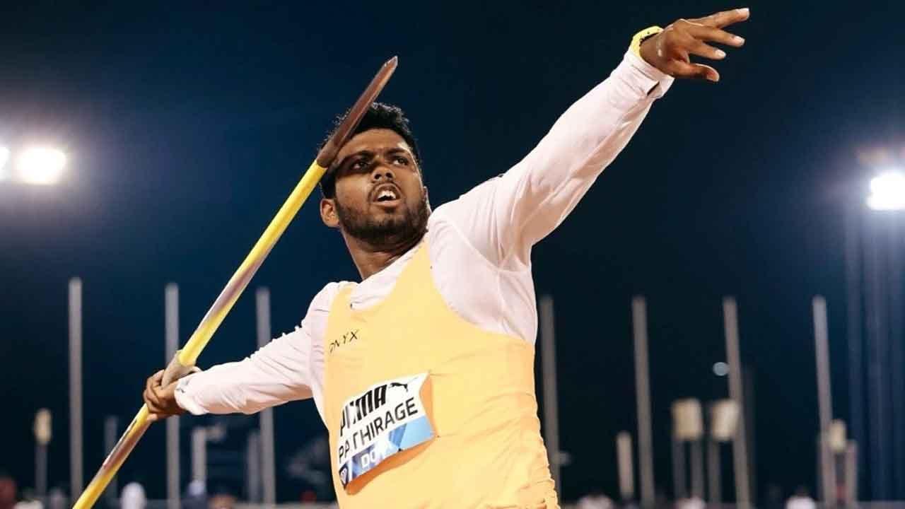 රුමේෂ් යළි ලොව අංක එකට