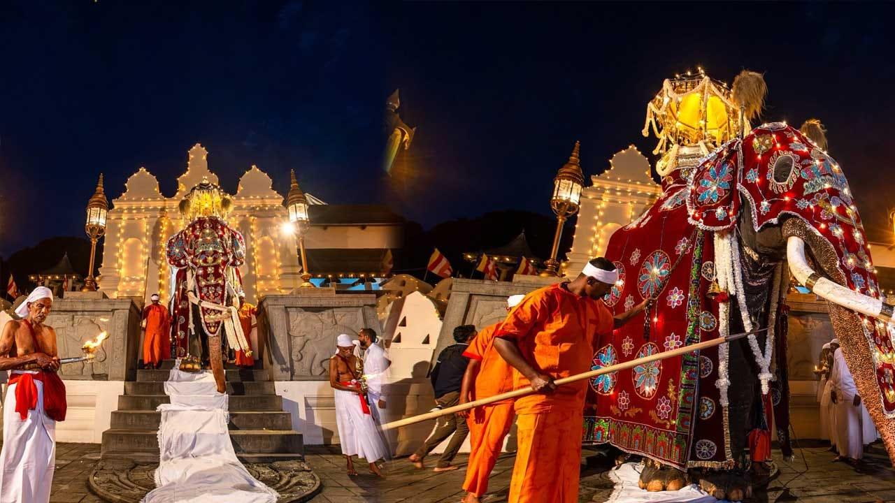 හෙළයේ මහා සංස්කෘතික මංගල්‍යය - අවසන් රන්දෝලි පෙරහැර ඇරඹේ