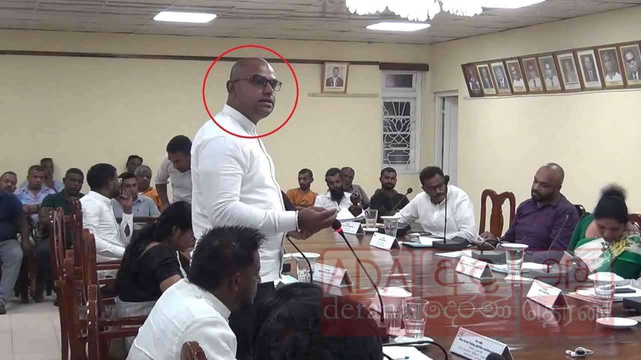 මුදල් වංචාවකට හැටන් - දික්ඔය නගර සභාවේ මන්ත්‍රී අත්අඩංගුවට