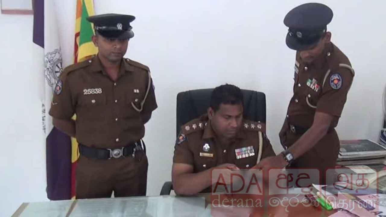 විදෙස් රටක නිෂ්පාදිත ගිනිඅවියක් සහ ජීව උණ්ඩ සමඟ අයෙකු මාට්ටු