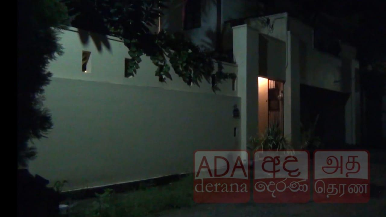 නාමල්ගේ පෞද්ගලික ලේකම්ගේ ගල්කිස්සේ නිවස විශේෂ පරීක්ෂාවකට - සේප්පුවකුත් අල්ලස් කොමිසම භාරයට