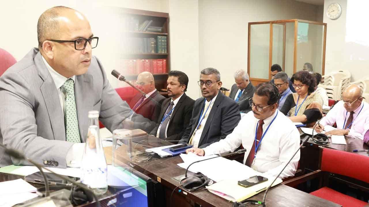කොළඹ වරායේ ඉඩම් බදුදීම ඇතුළු කරුණු ගැන පූර්ණ වාර්තාවක් ඉල්ලයි