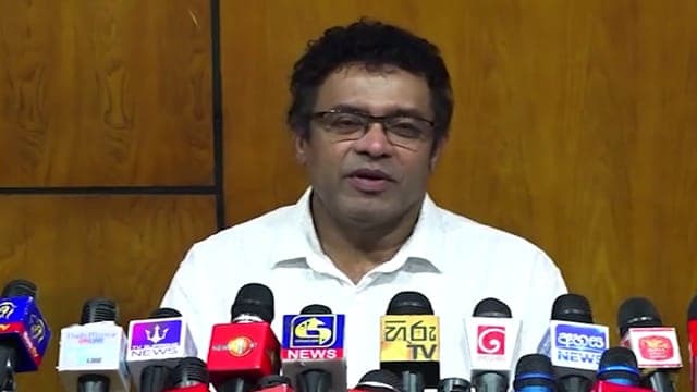 ගීතවල කතෘභාගය සම්බන්ධ ගැටලු සඳහා රජය මැදිහත් වෙන්න - ප්‍රවීණ ගායක ජගත් වික්‍රමසිංහ