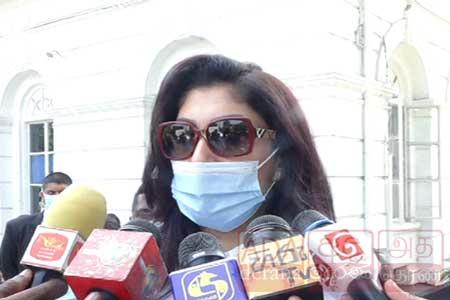 මගෙන් සමාව ගන්න බැහැ කිව්වා, අපි නීතිමය කටයුතු කරන්න තීරණය කළා - පුෂ්පිකා ද සිල්වා