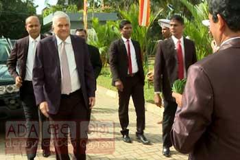 විරෝධය නොතකා ජනපති කැලණිය සරසවියට