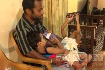 අසරණ පවුලක් තවත් අසරණ වූ මොහොතක්