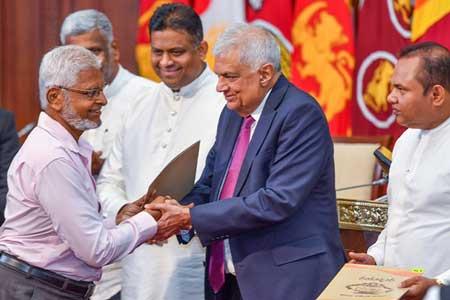 කොළඹ ජනතාවටත් නිවාසක අයිතිය ලබාදෙයි