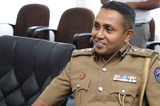 පොලීසියේ පරිපාලන රාජකාරී ලලිත් පතිනායකට පැවරෙයි