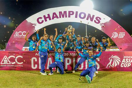 ආසියානු ශූරියෝ අයර්ලන්තයේ සංචාරයකට සැරසේ