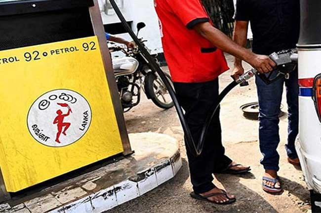 ඉන්ධන මිල සංශෝධනය කෙරේ