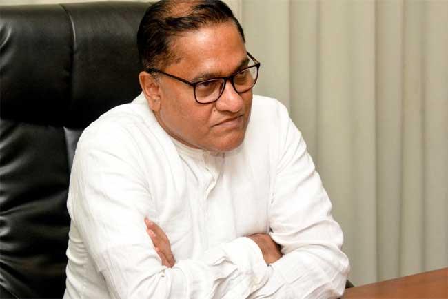 සාක්ෂි දෙන්න අධිකරණයට ආ ඇමති විජිත
