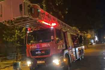 ක්රිෂ් අදත් ගිනි ගනියි