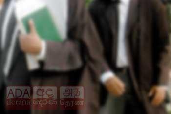 මහාධිකරණ විනිසුරුවරියට අසැබි කෙටි පණිවුඩ යැවූ නීතිඥයා අත්අඩංගුවට