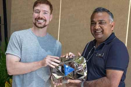 MrBeast YouTube අතික්රමණය කරයි