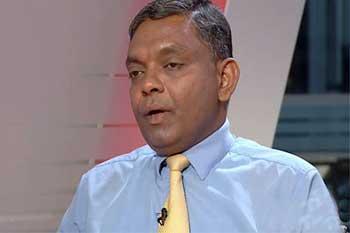 අයවැය පරතරය අඩුවුණාට රජයට ණය ගන්න වෙනවා -මහාචාර්ය ප්රියංග දුනුසිංහ
