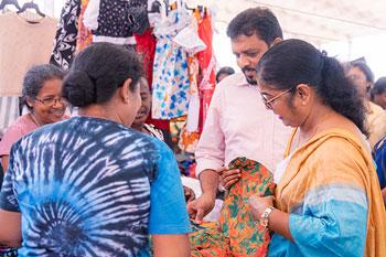 ලිය ශක්ති කාන්තා ව්යවසායකත්ව වෙළඳපොළ ඇරඹෙයි