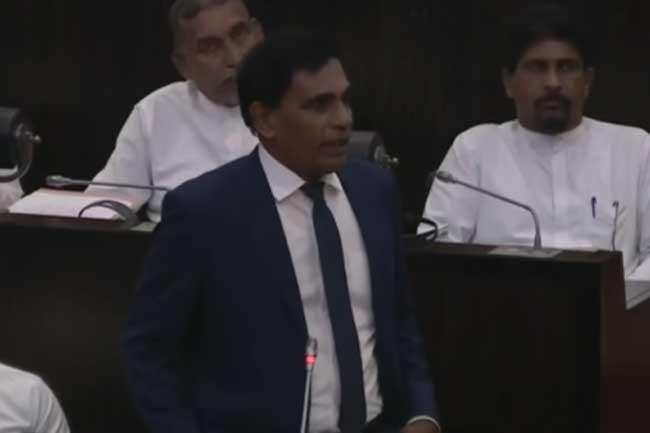 පාස්කු ප්රහාරය 2017 සිට සැලසුම් කළ කුමන්ත්රණයක් - අමාත්ය ආනන්ද විජේපාල