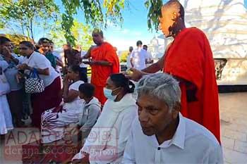නැකතට හිසතෙල් ගෑම...