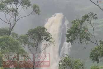 ඉහළ කොත්මලේ ජල පෝෂක ප්රදේශවලට තද වැසි