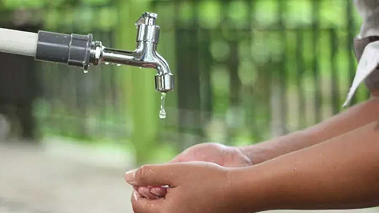 මඩකලපුවට දිනකට පැය 4ක් වතුර කැපෙයි