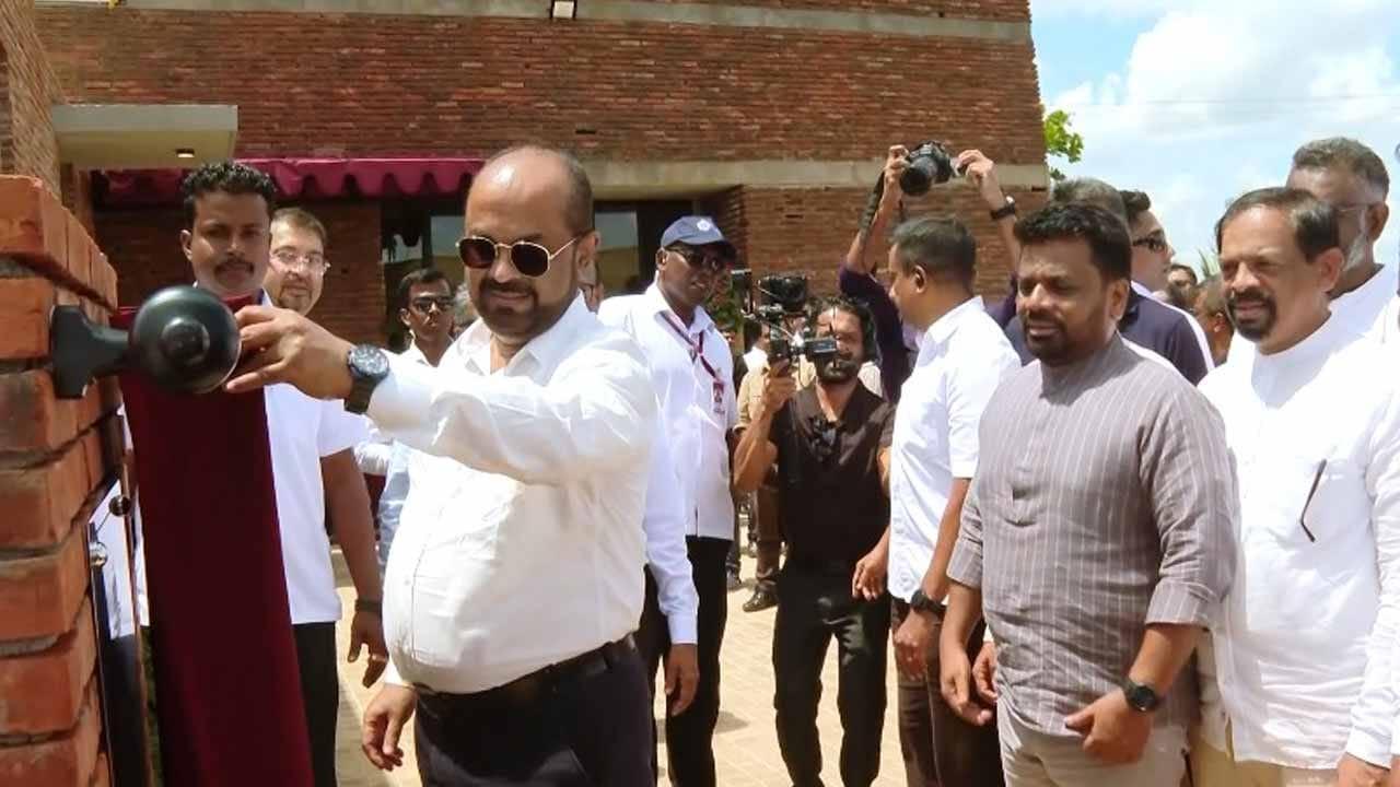 දිය ජනනි පාවෙන සූර්ය විදුලි බලාගාරය ජාතික විදුලිබල පද්ධතියට එක් කෙරේ