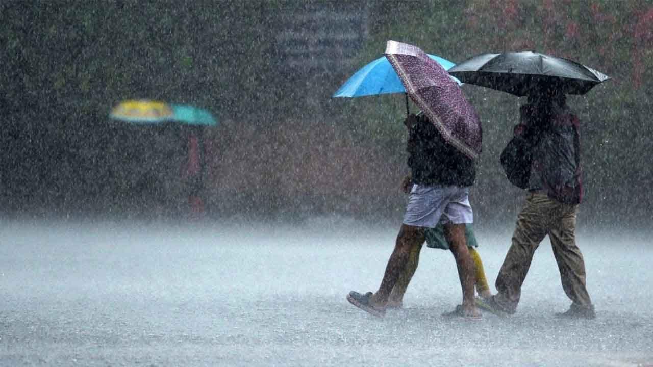 පවතින වැසි තත්ත්වයත් සමග ආපදා කළමනාකරණයෙන් දැනුම්දීමක්