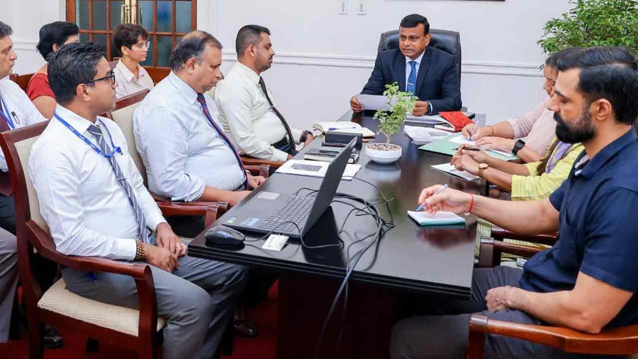 අනුරාධපුර පූජා භූමි සංවර්ධන සැලැස්ම පිළිබඳ සාකච්ඡාවක්