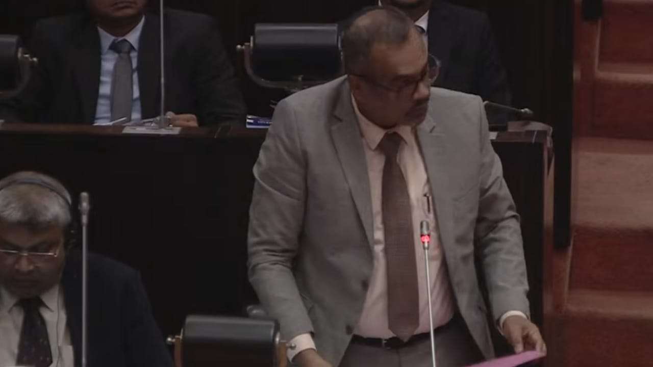 2027 වසරට අදාළ විසර්ජන පනත් කෙටුම්පත පාර්ලිමේන්තුවට ඉදිරිපත් කරයි