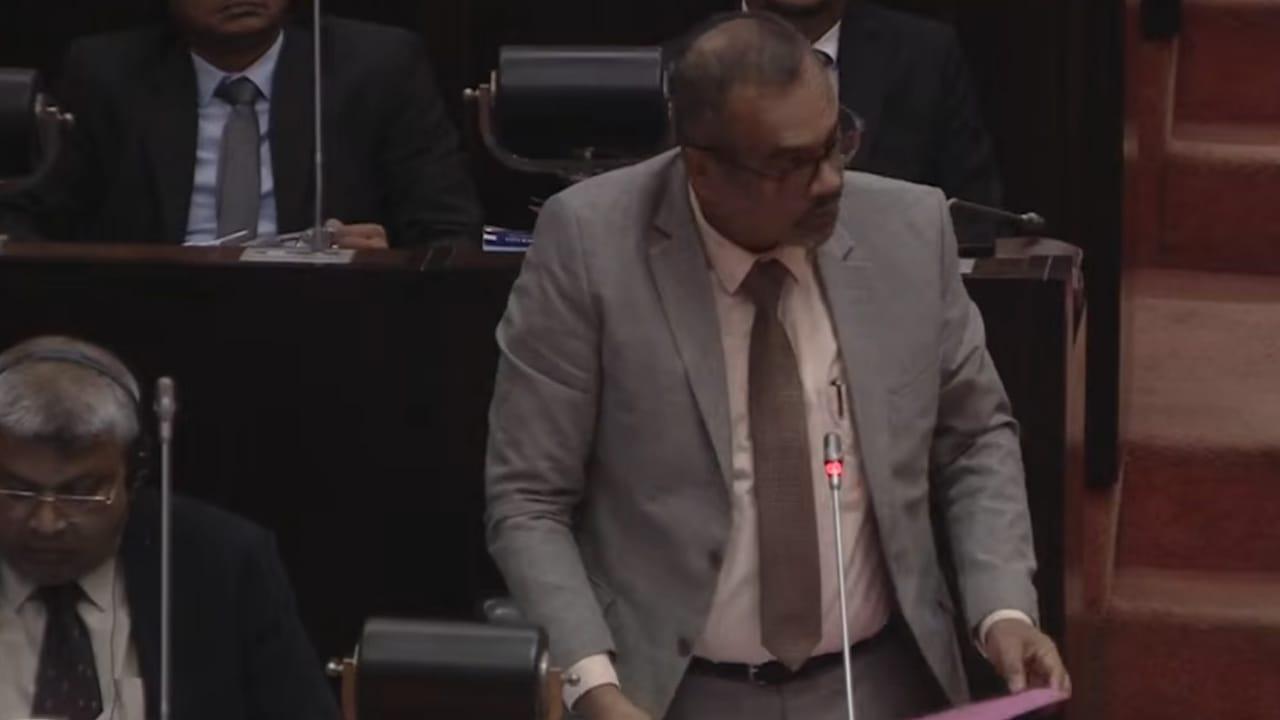 2027 වසරට අදාළ විසර්ජන පනත් කෙටුම්පත පාර්ලිමේන්තුවට ඉදිරිපත් කරයි
