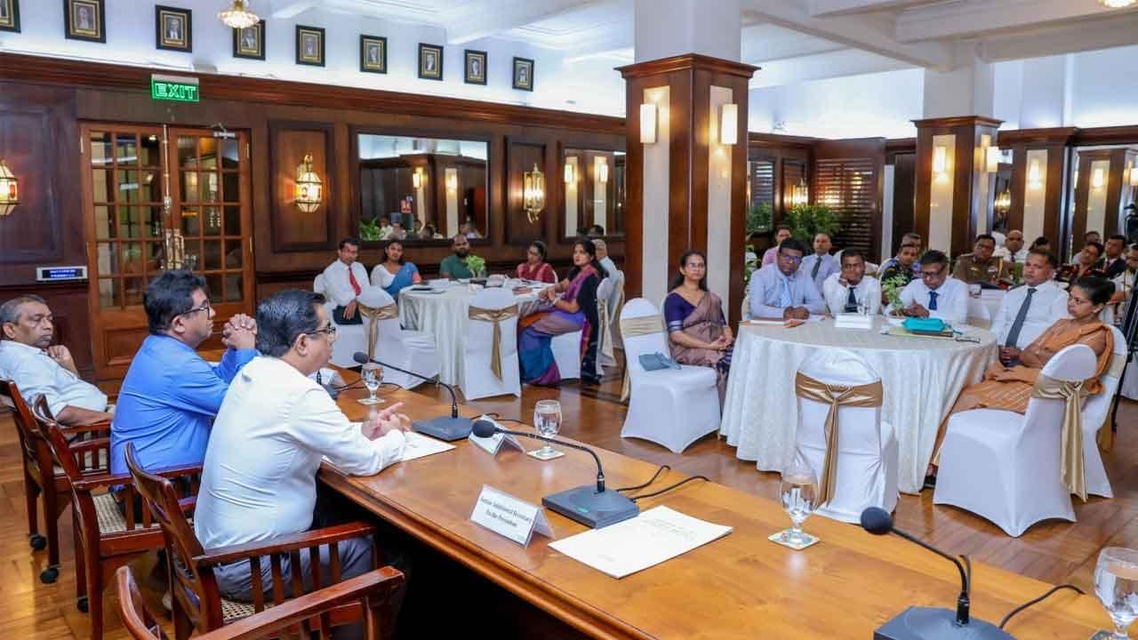 Clean Colombo වැඩසටහනෙහි ප්රගතිය විමසීම පිළිබඳ සාකච්ඡාවක්