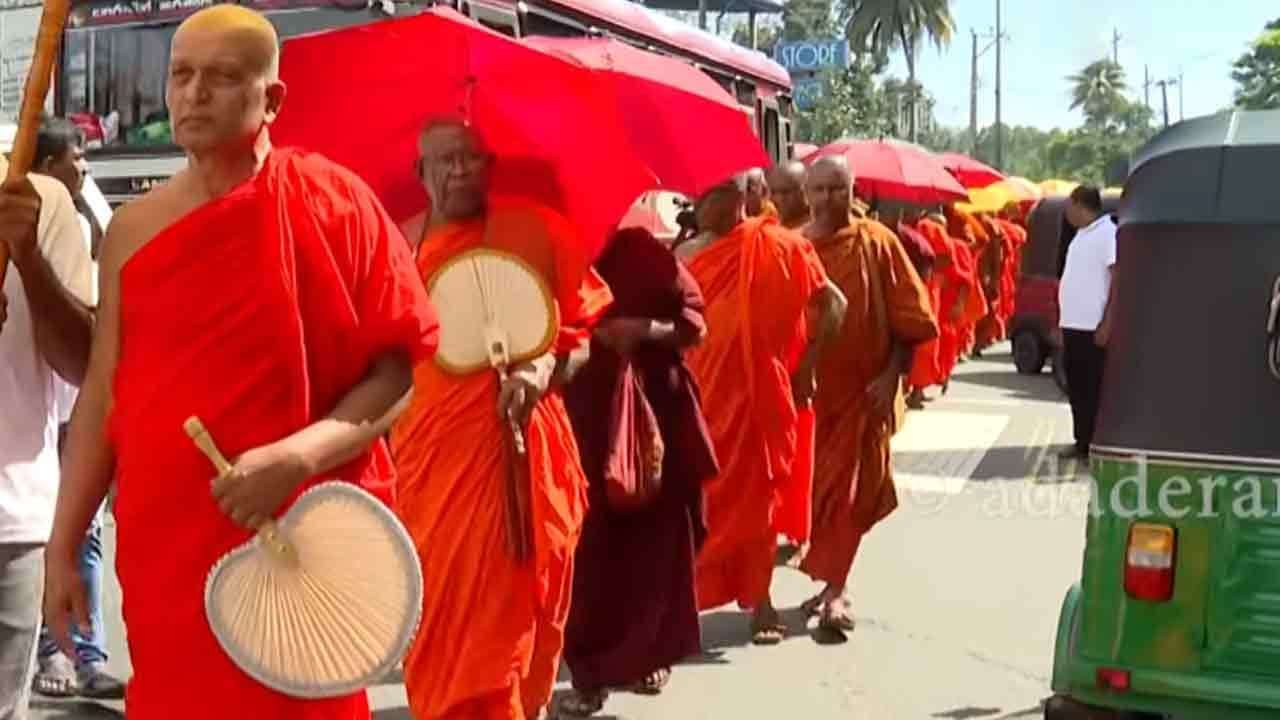 ඥානසාර හිමි උදෙසා කොළඹ බලා එන පාගමනේ සිව්වන දිනය අද