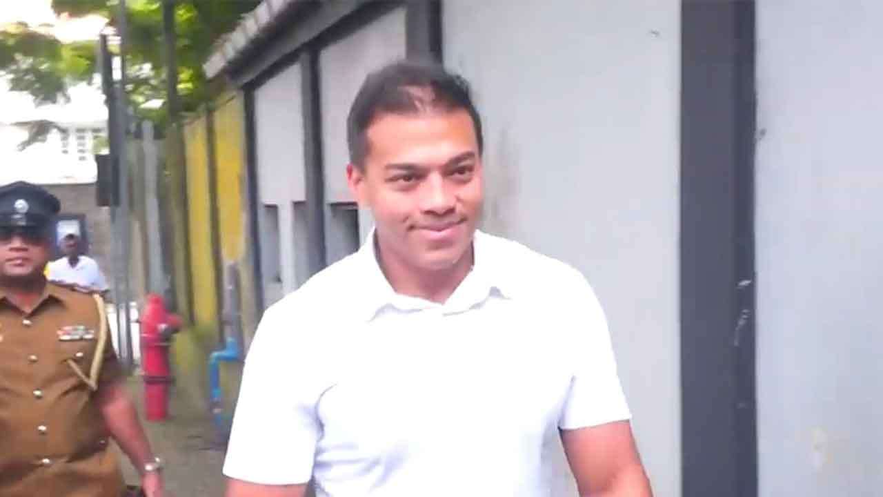 යෝෂිතගේ නාවික හමුදා වැටුප අධිකරණයේ දී හෙළිවෙයි