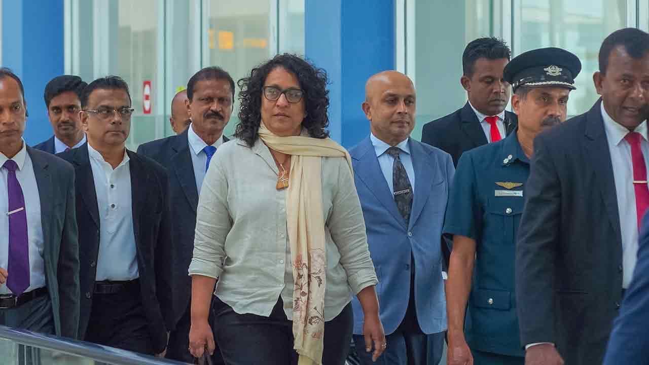 2026 පොදු රාජ්ය මණ්ඩලීය රාජ්ය නායක සමුළුවට සහභාගි වීමට අගමැති දිවයිනෙන් පිටව යයි