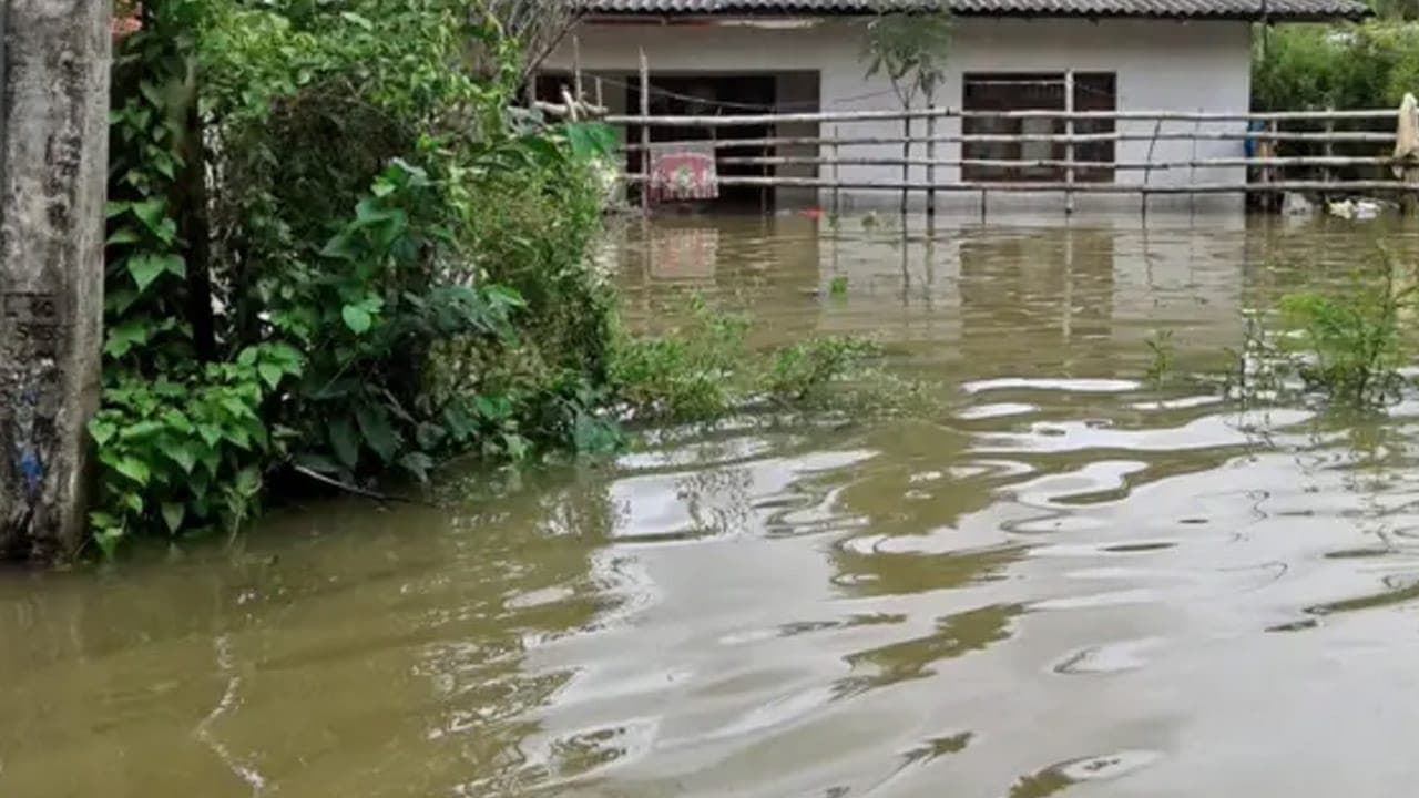 කැලණි, කලු, ගිං, මහවැලි සහ අත්තනගලු ඔය ද්රෝණිවලට නිකුත් කළ ගංවතුර අනතුරු ඇඟවීම් ඉවත් කරයි